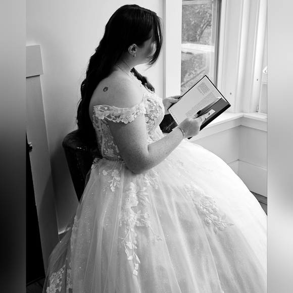 Harlem by Maggie Sottero Wedding Dress - Picture 11 of 16